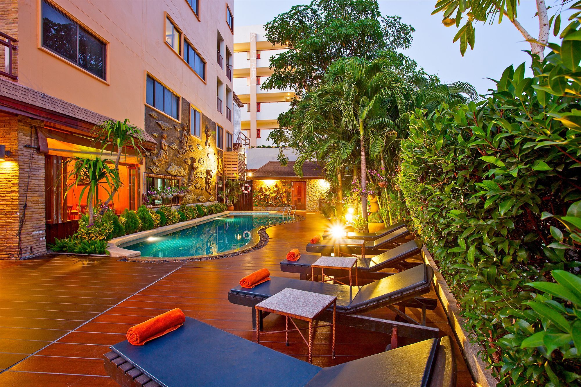 Orchid Garden Hotel Patong Dış mekan fotoğraf